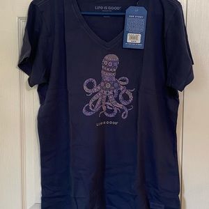 💕NWT Life Is Good💕women’s Crusher V-neck T-shirt